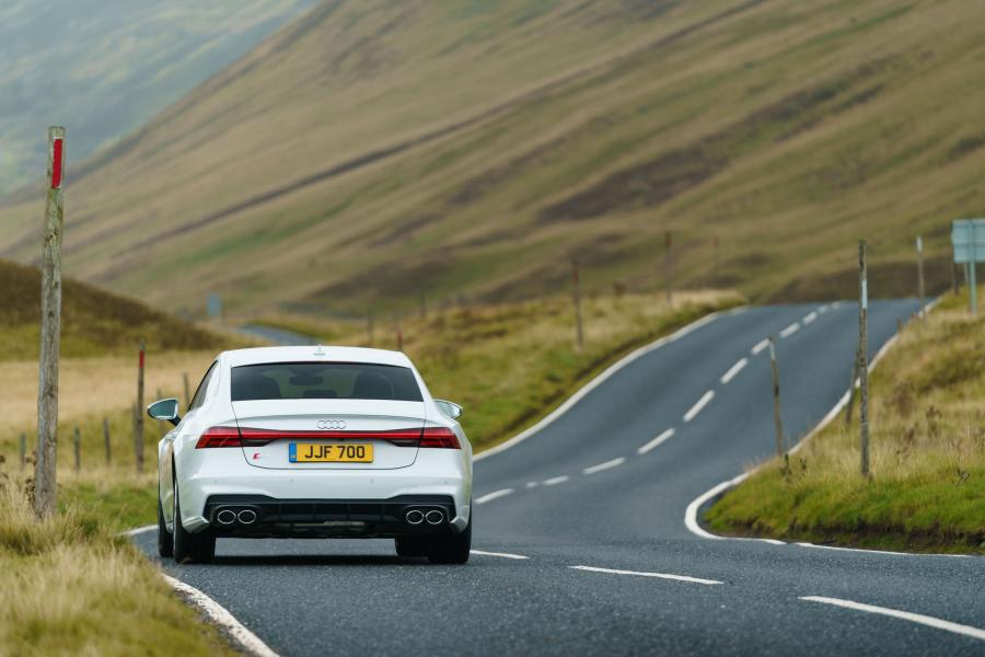  Audi S7 Sportback TDI 2019 года  (UK) (фото 15 из 41)